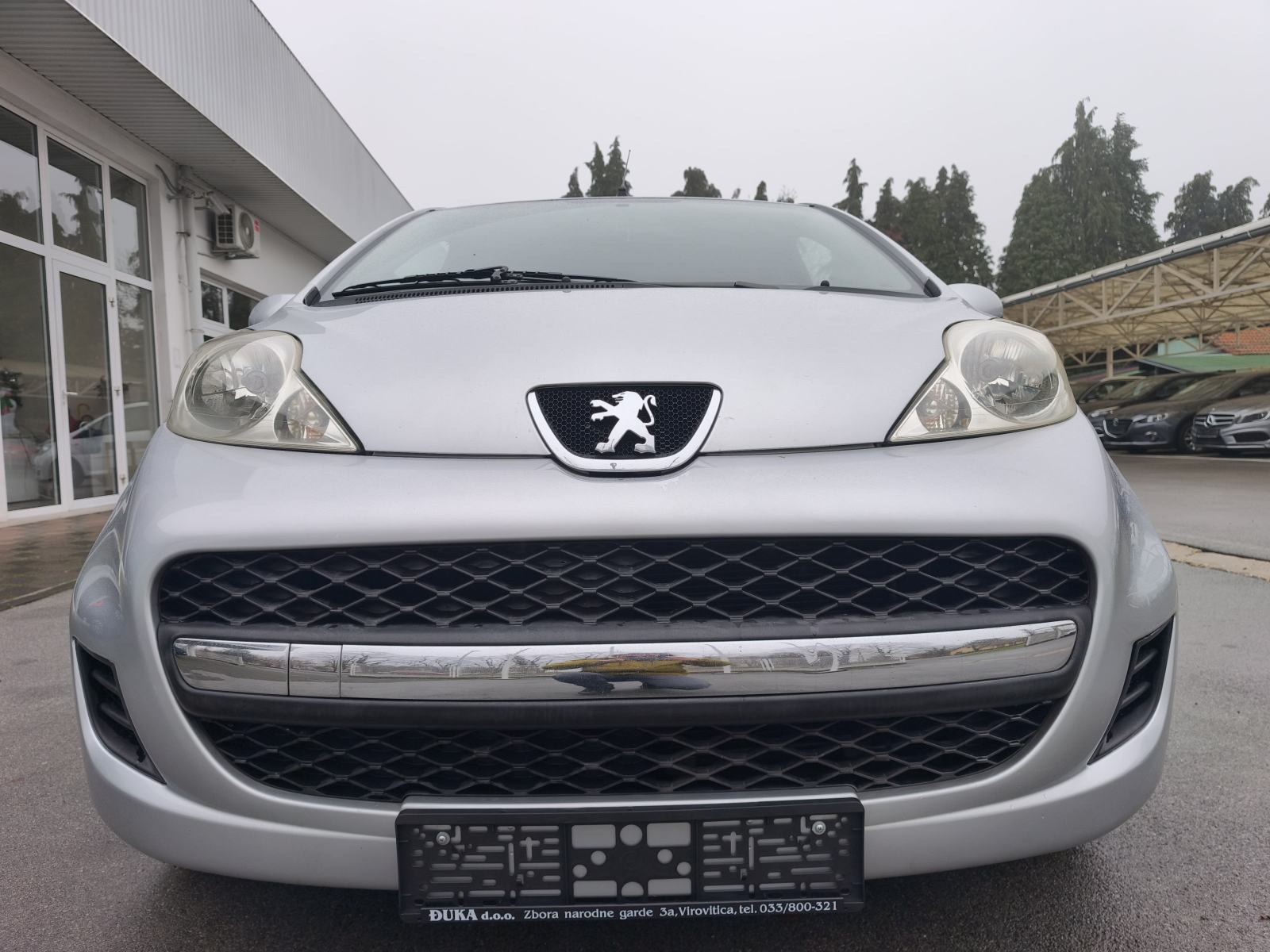Peugeot 107 1,0 KLIMA, fotografija 4