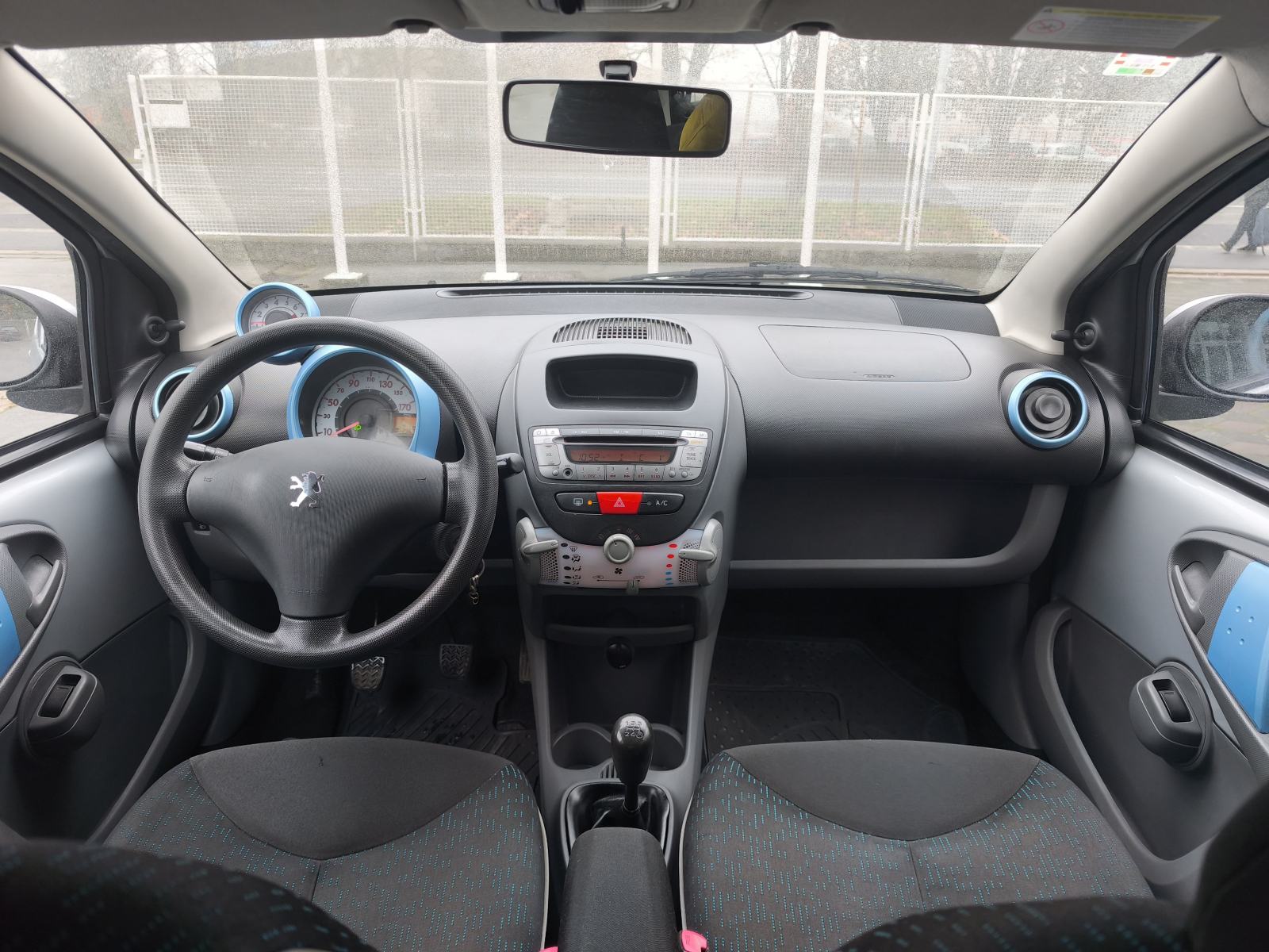 Peugeot 107 1,0 KLIMA, fotografija 15