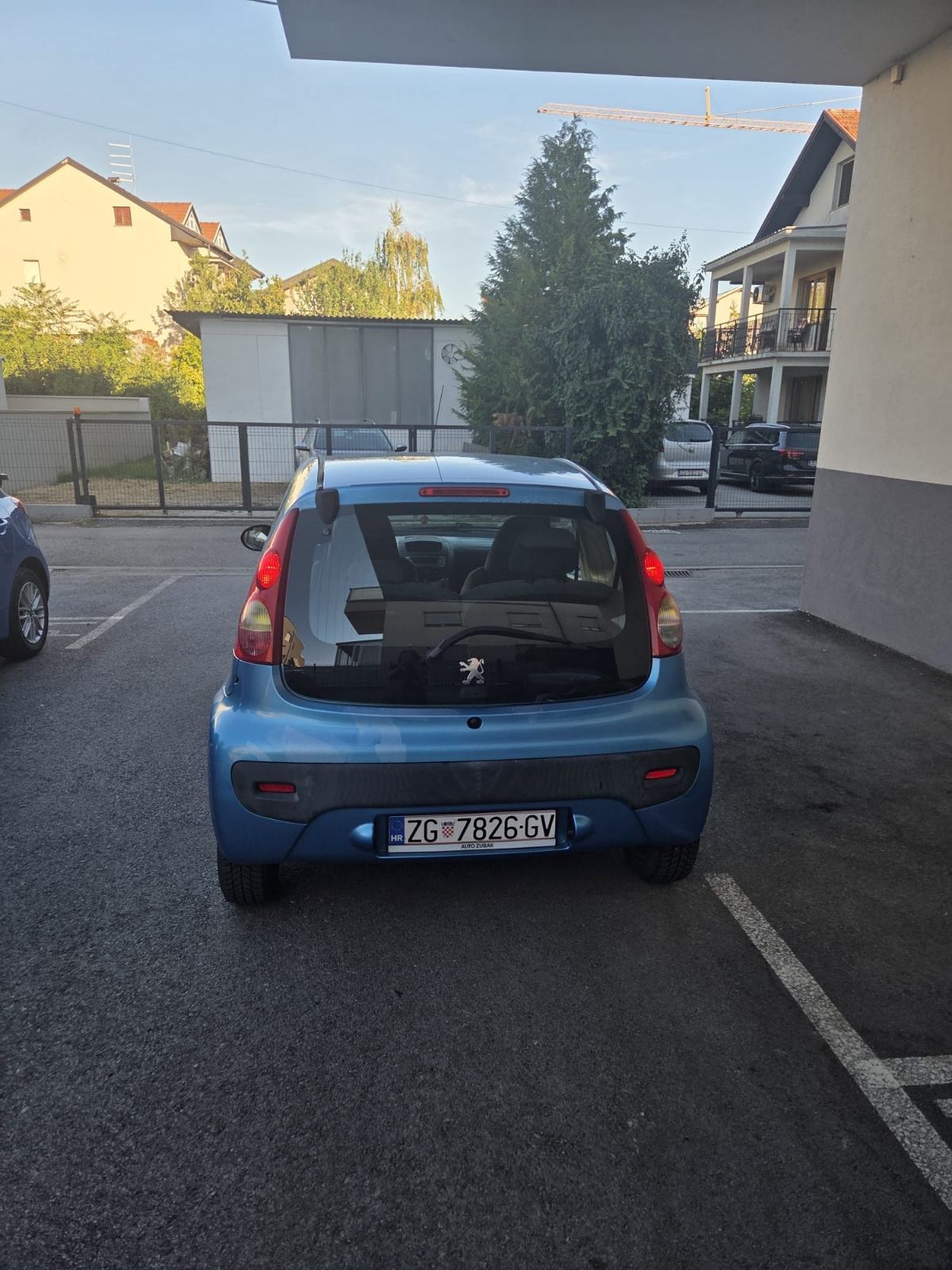 Peugeot 107 1.0, fotografija 2