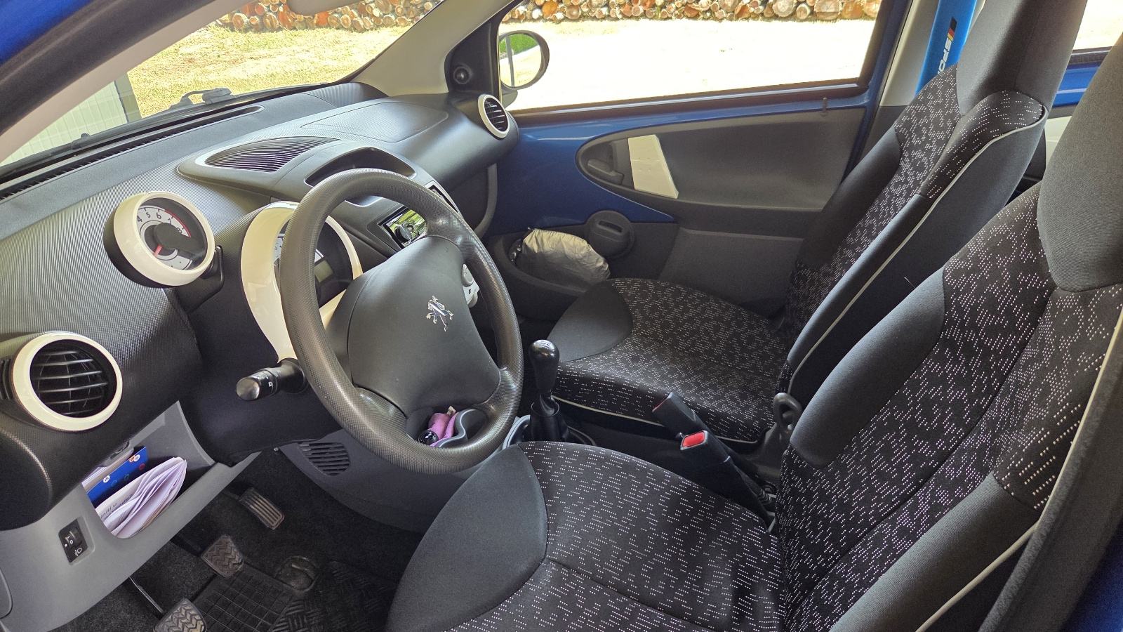 Peugeot 107 1,0 klima ,Reg 6/27, fotografija 10