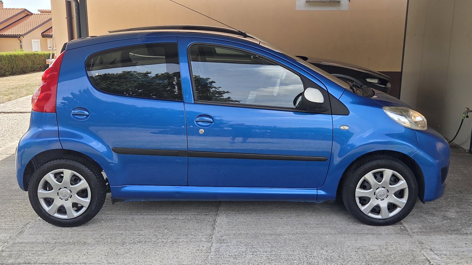 Peugeot 107 1,0 klima ,Reg 6/27, fotografija 16