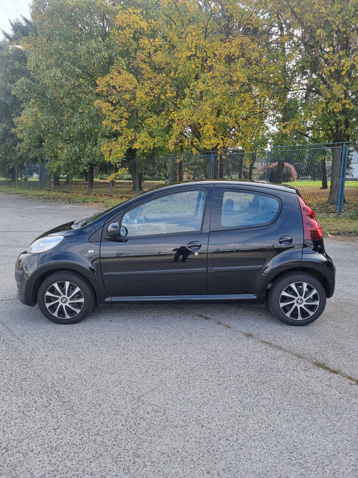 Peugeot 107 , KLIMA , 5 VRATA, fotografija 5