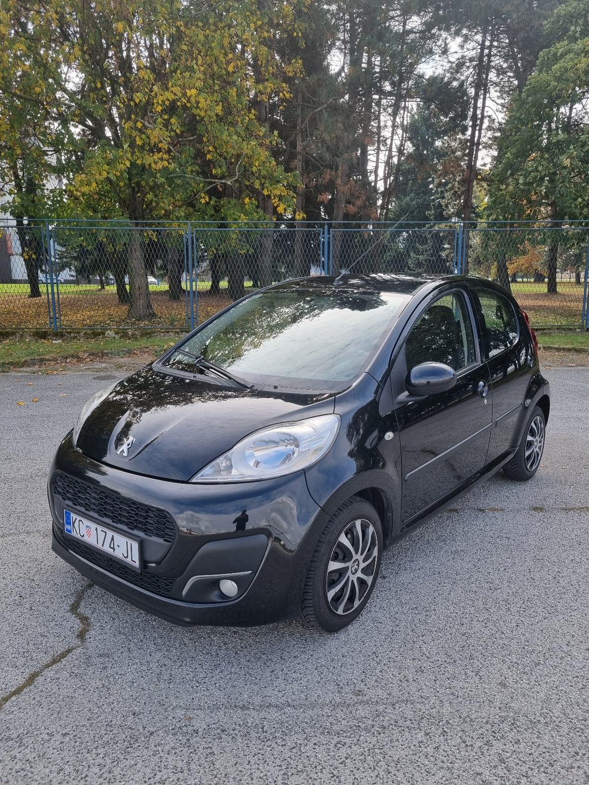 Peugeot 107 , KLIMA , 5 VRATA, fotografija 4