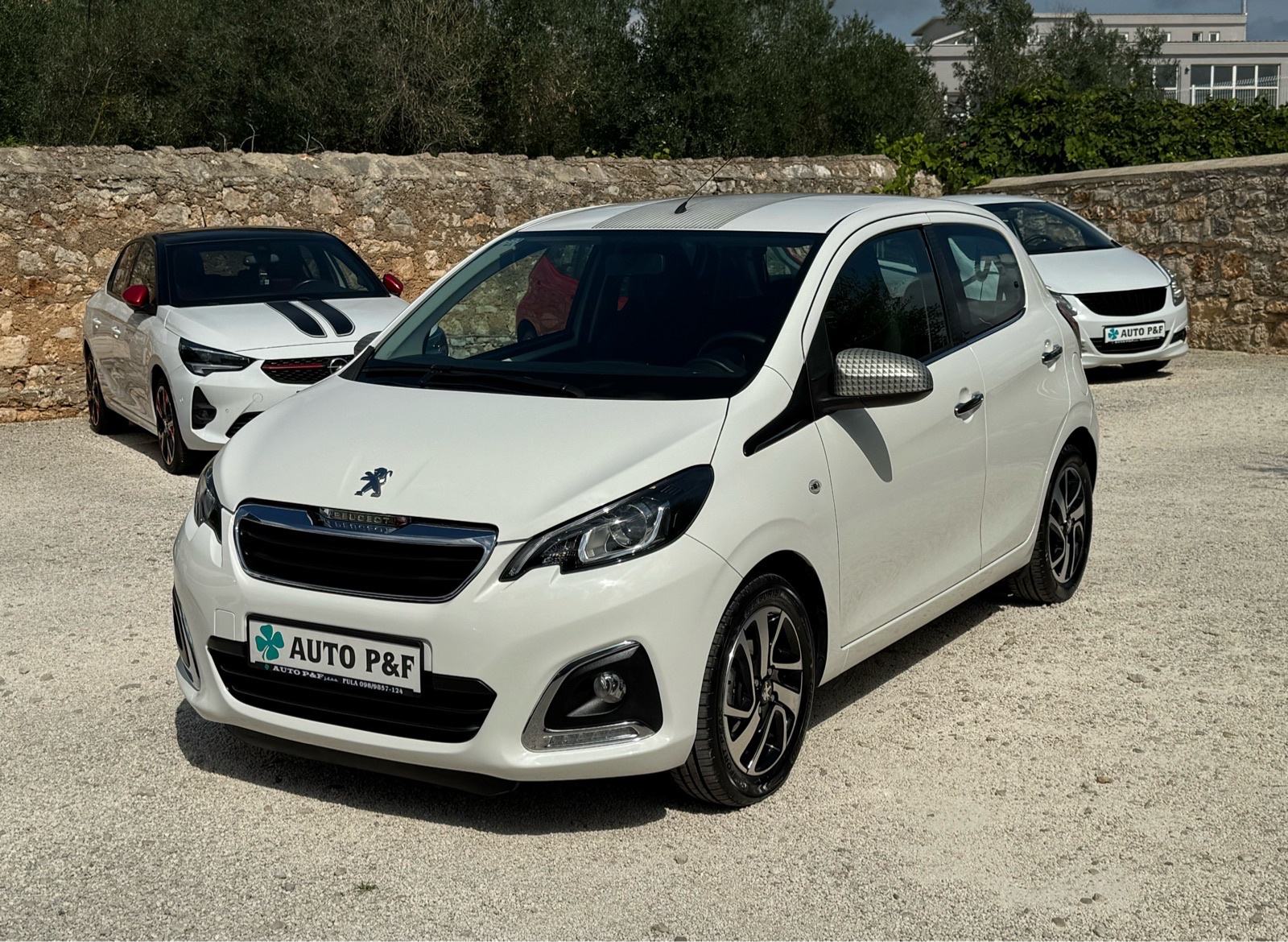 PEUGEOT 108 1.0 *5 vrata+reg. do 10/2026.+sva oprema*, fotografija 2