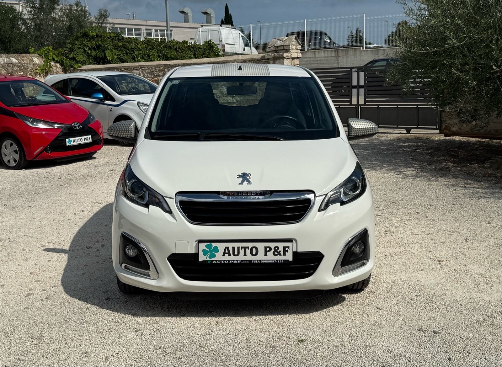 PEUGEOT 108 1.0 *5 vrata+reg. do 10/2026.+sva oprema*, fotografija 14