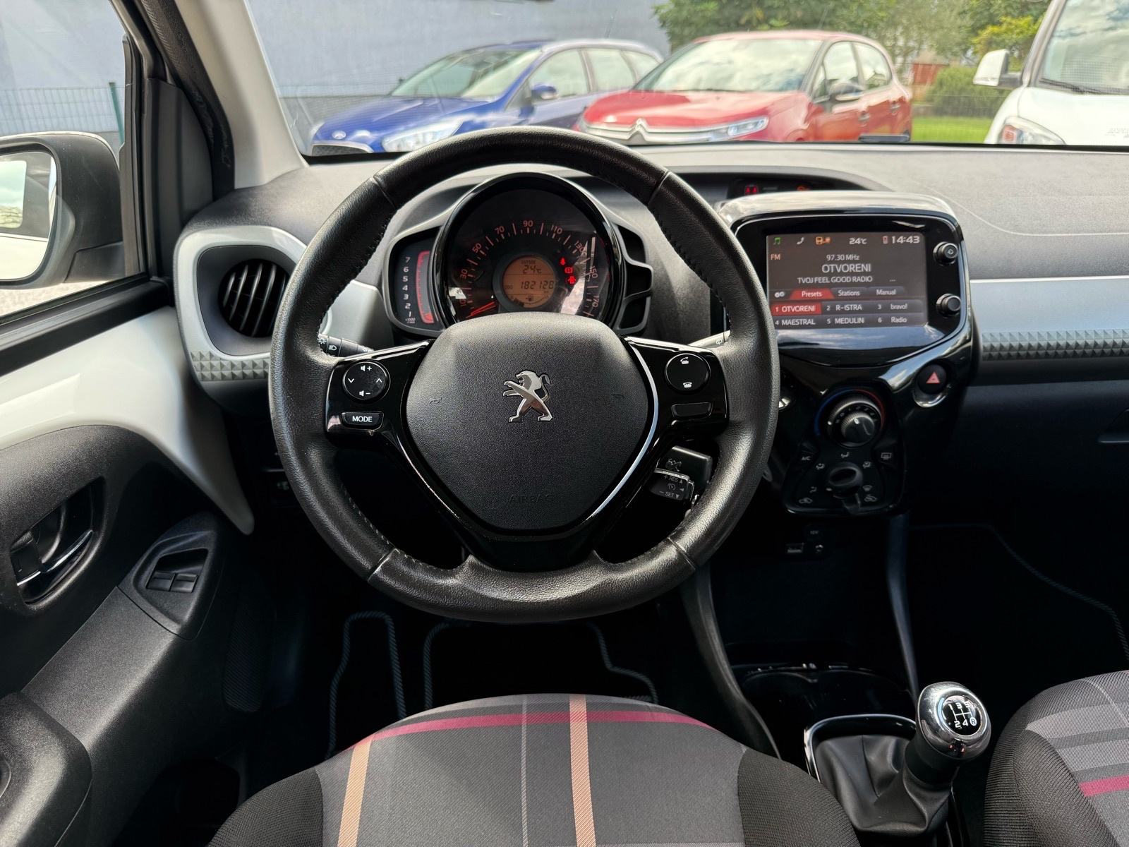 PEUGEOT 108 1.0 *5 vrata+reg. do 10/2026.+sva oprema*, fotografija 18