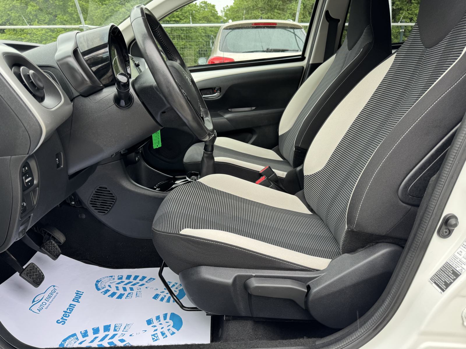 Peugeot 108 1,2 ⭐ Allure ⭐ El. krov, Klima, Veliki servis, fotografija 12