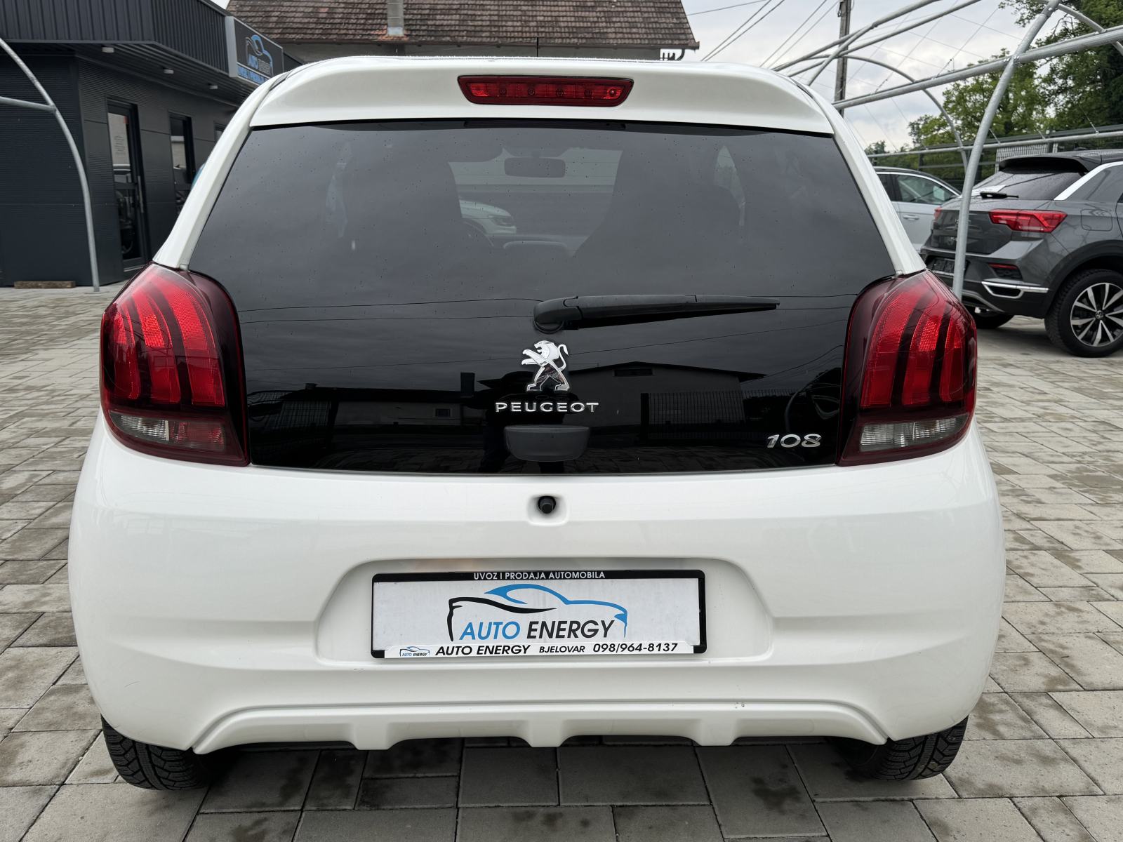 Peugeot 108 1,2 ⭐ Allure ⭐ El. krov, Klima, Veliki servis, fotografija 8