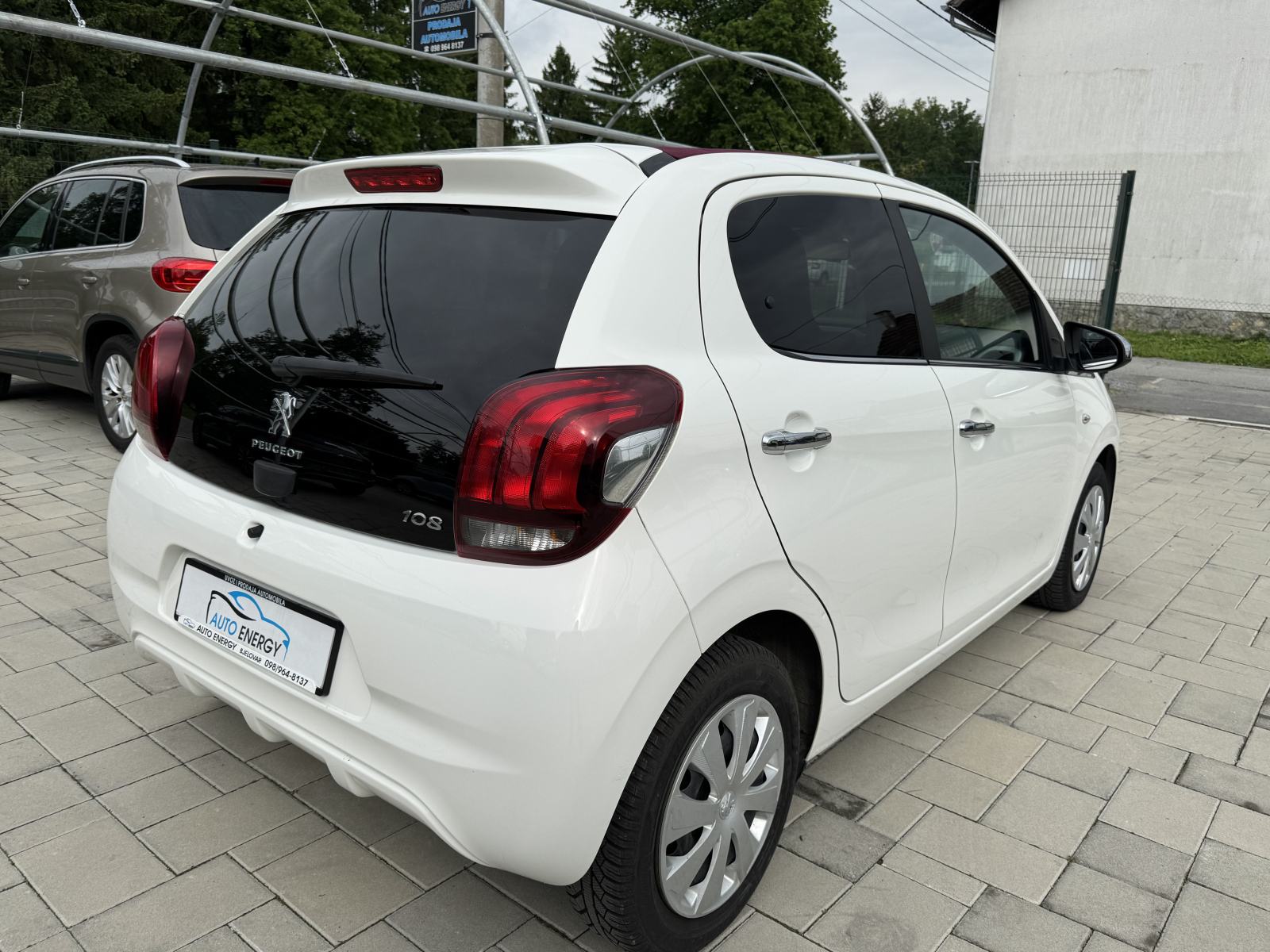 Peugeot 108 1,2 ⭐ Allure ⭐ El. krov, Klima, Veliki servis, fotografija 7