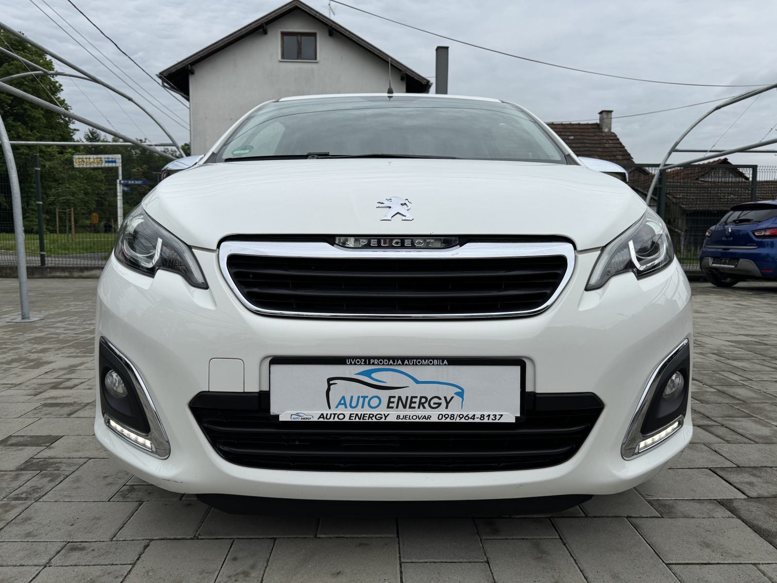 Peugeot 108 1,2 ⭐ Allure ⭐ El. krov, Klima, Veliki servis, fotografija 3