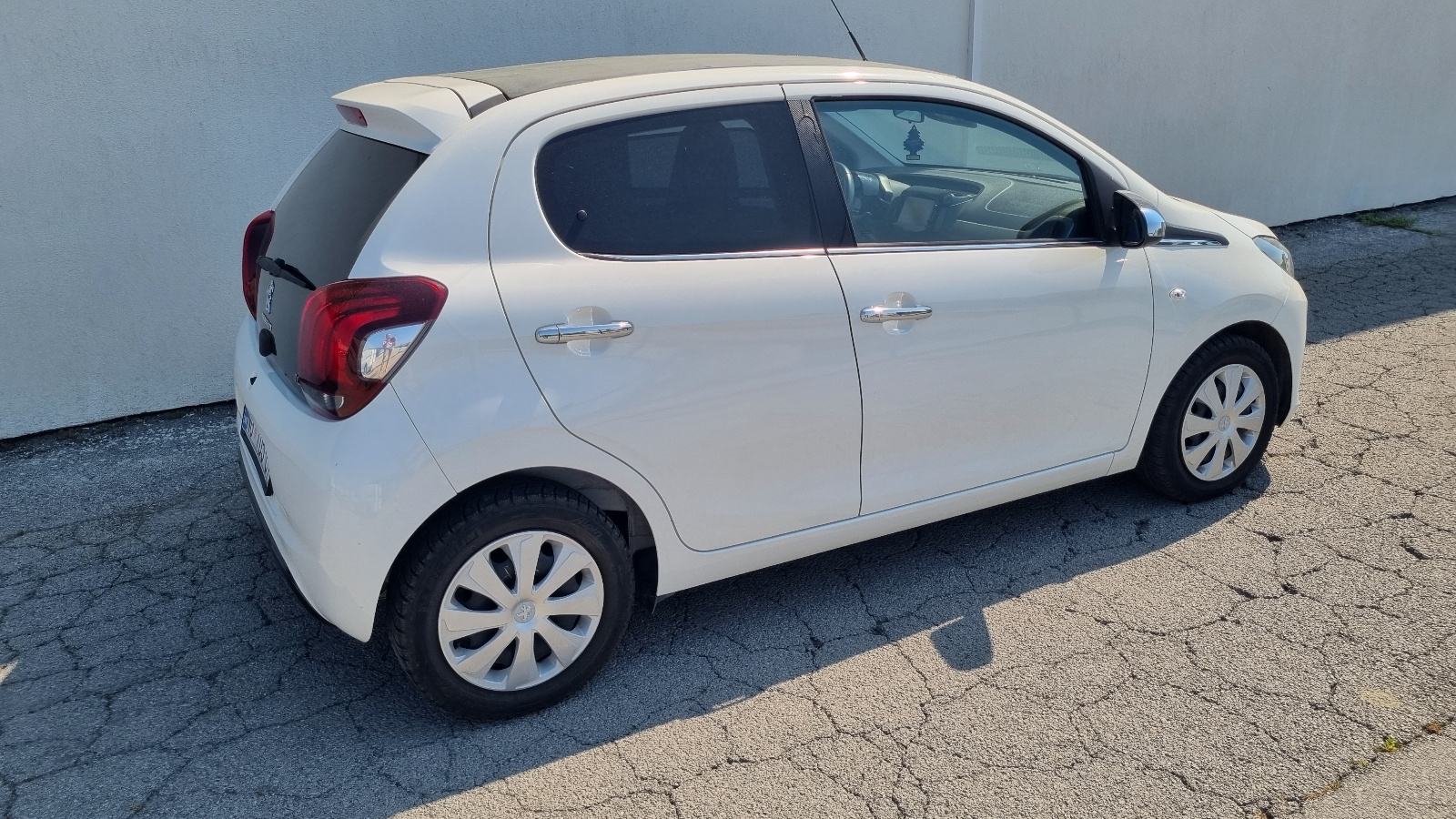 Peugeot 108 1,2 Servisiran,reg.god.dana, fotografija 4