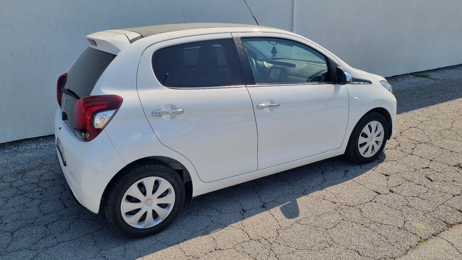 Peugeot 108 1,2 Servisiran,reg.god.dana, fotografija 13