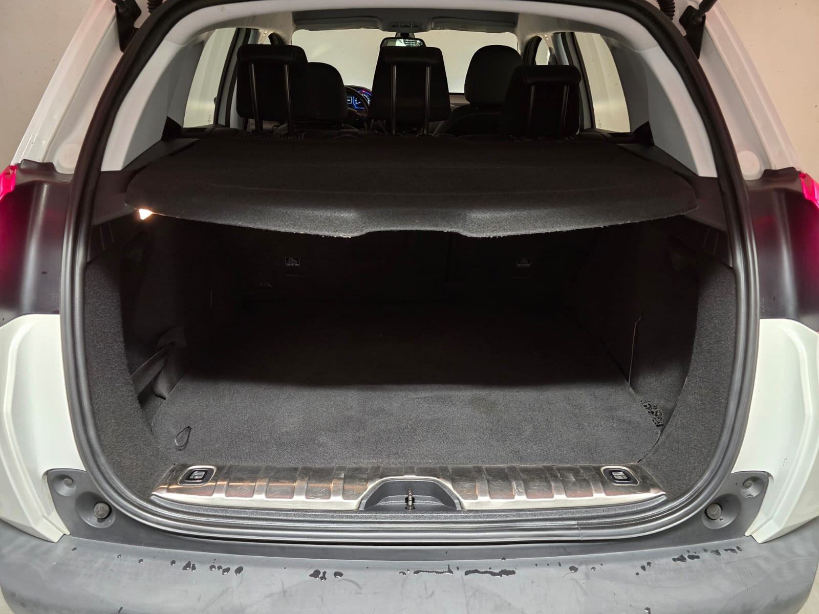 Peugeot 2008 1,2 110 KS Allure, Veliki Servis, Prvi vlasnik, Jamstvo!, fotografija 9