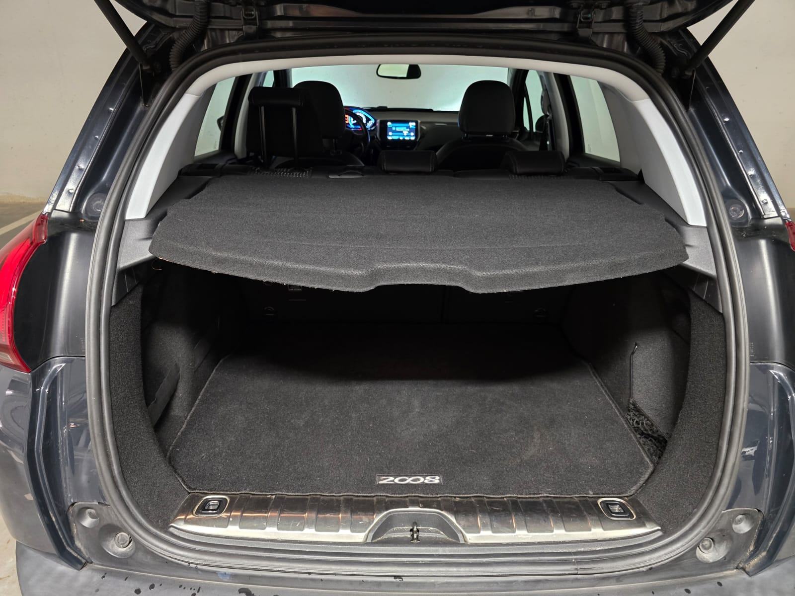 Peugeot 2008 1,2 110 KS Allure, Veliki Servis, Prvi vlasnik, Jamstvo!, fotografija 11