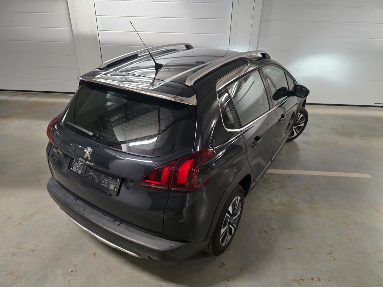 Peugeot 2008 1,2 110 KS Allure, Veliki Servis, Prvi vlasnik, Jamstvo!, fotografija 7
