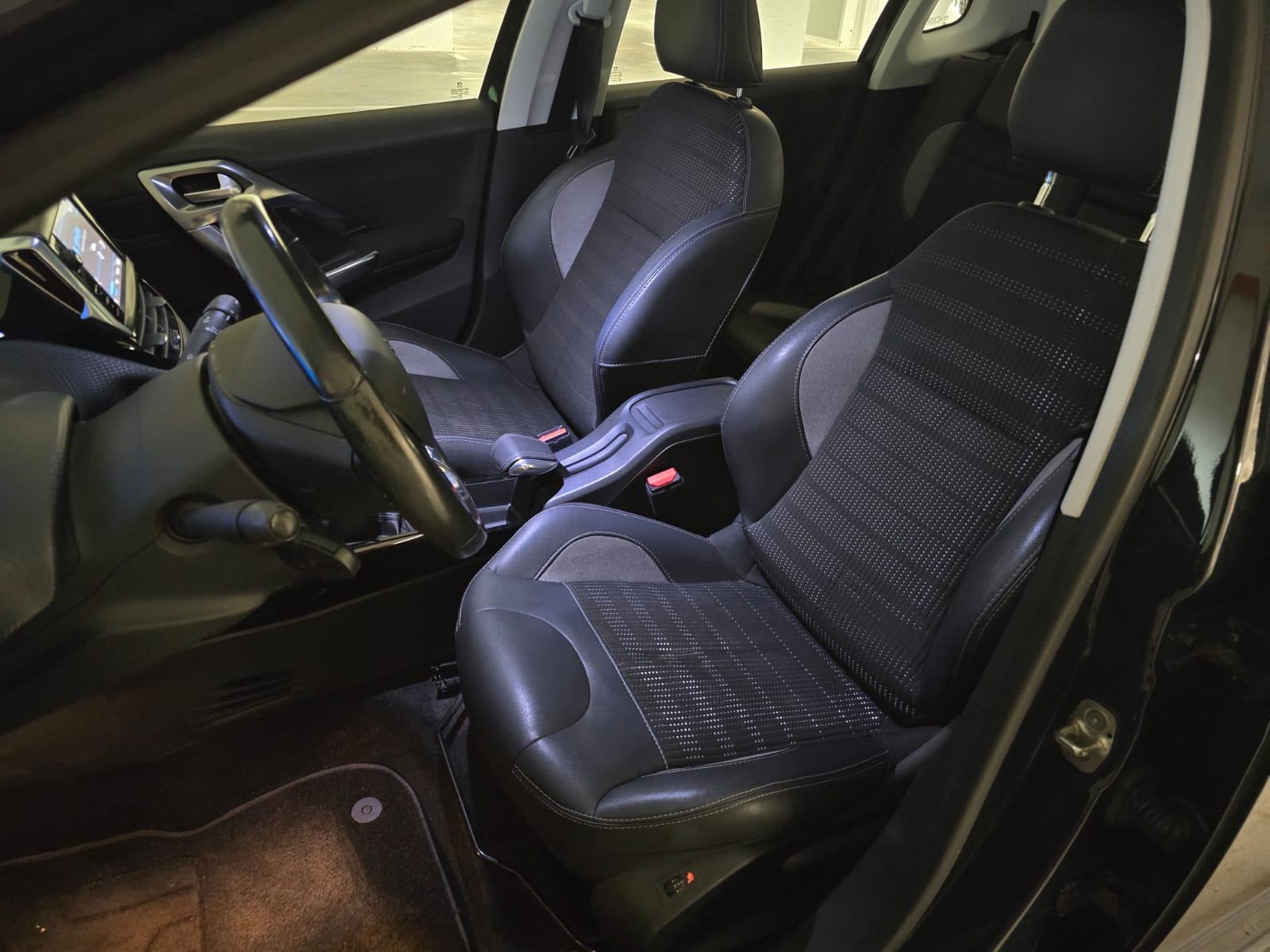 Peugeot 2008 1,2 110 KS Allure, Veliki Servis, Prvi vlasnik, Jamstvo!, fotografija 17
