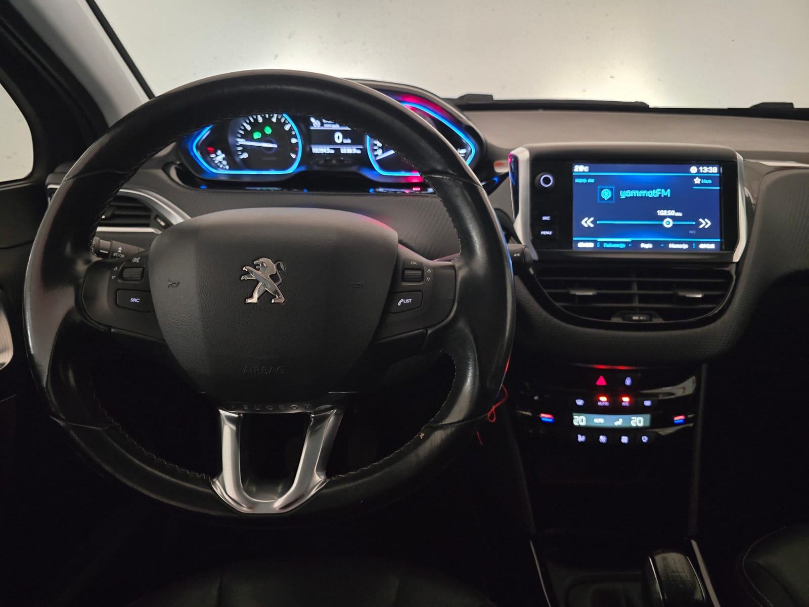 Peugeot 2008 1,2 110 KS Allure, Veliki Servis, Prvi vlasnik, Jamstvo!, fotografija 14