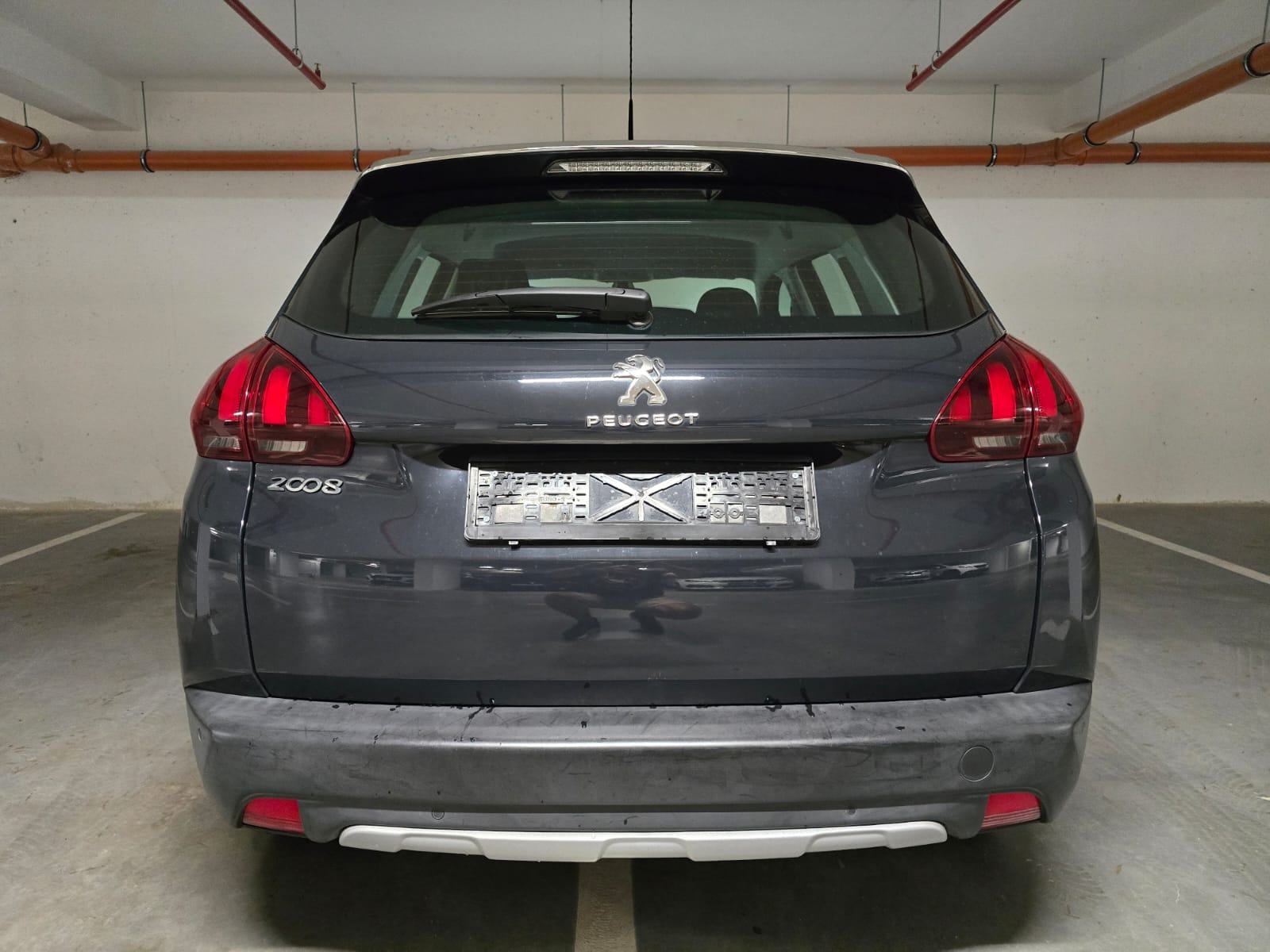 Peugeot 2008 1,2 110 KS Allure, Veliki Servis, Prvi vlasnik, Jamstvo!, fotografija 4
