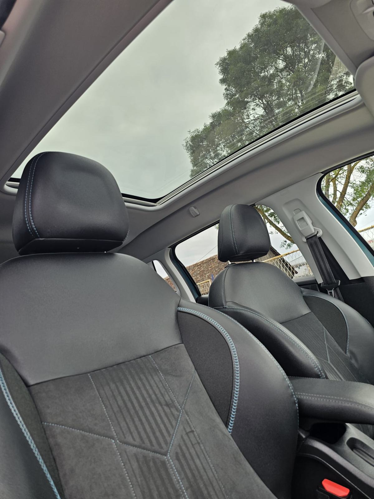 Peugeot 2008 1,2 110ks"CROSSWAY"-AUTOMATIK-PANORAMA-FULL-SERVISNA-GAR., fotografija 18