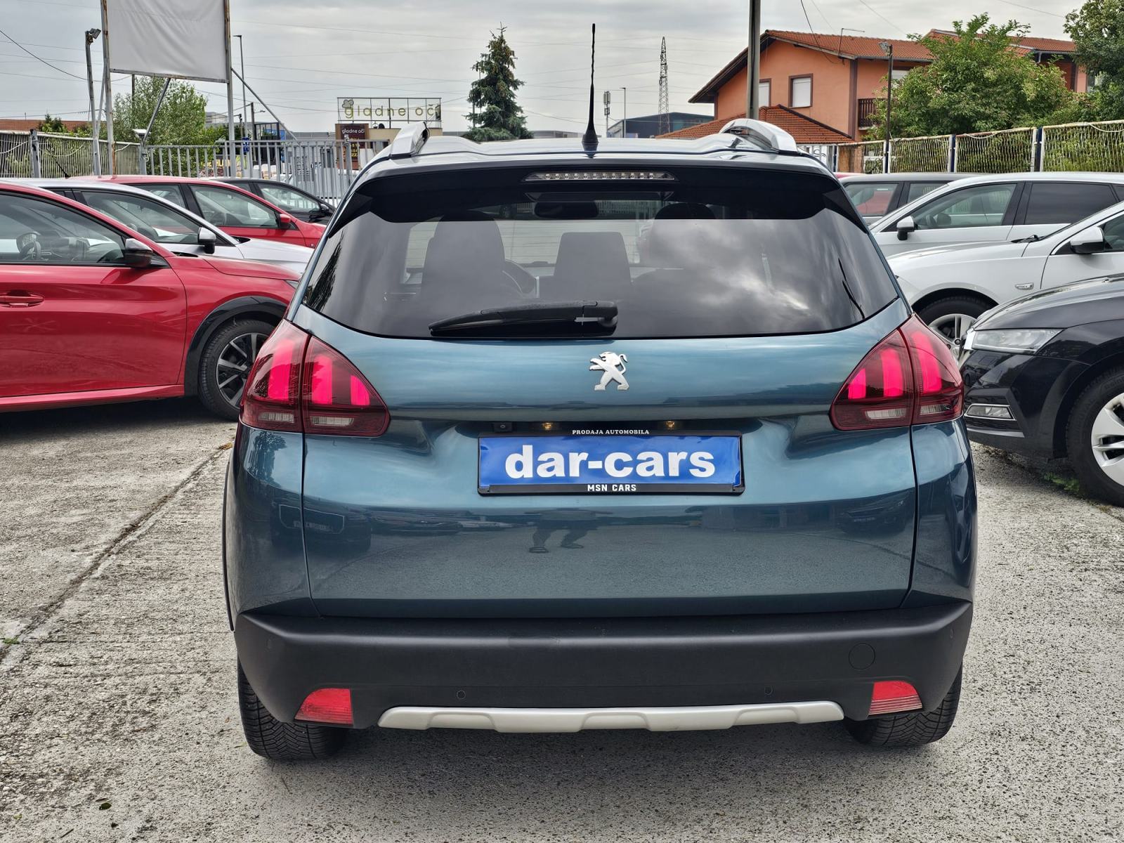 Peugeot 2008 1,2 110ks"CROSSWAY"-AUTOMATIK-PANORAMA-FULL-SERVISNA-GAR., pogled izvana - slika 5
