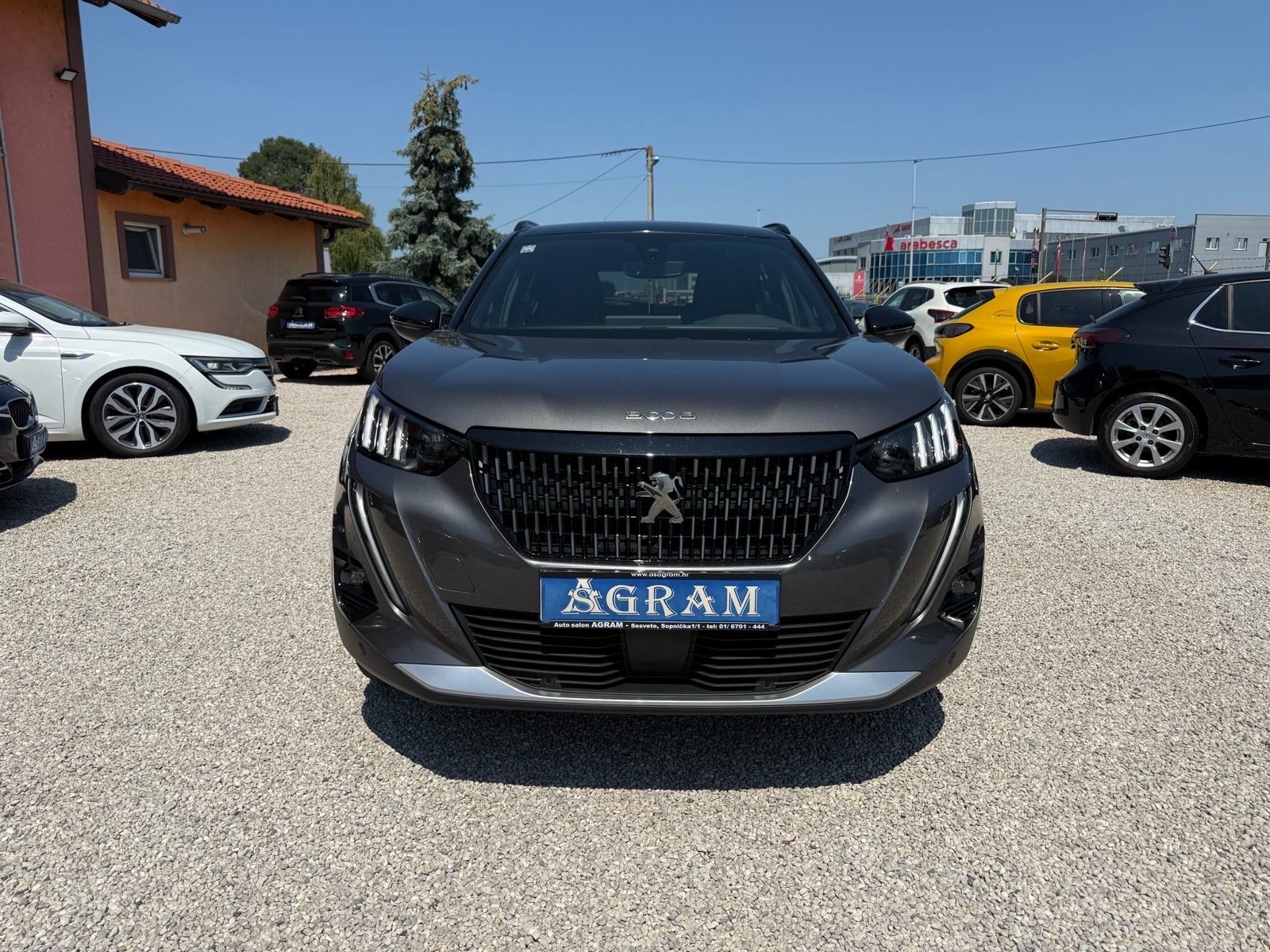 Peugeot 2008 1.2*130*GT-LINE*PRVI VLASNIK*AUTOMATIK*NAVI*R.KAMERA*LED*, fotografija 4