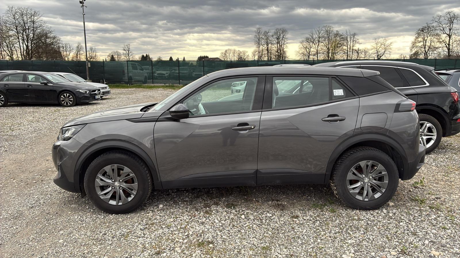 Peugeot 2008 1,2 ACTIVE | Led | Navi | LEASING, fotografija 3