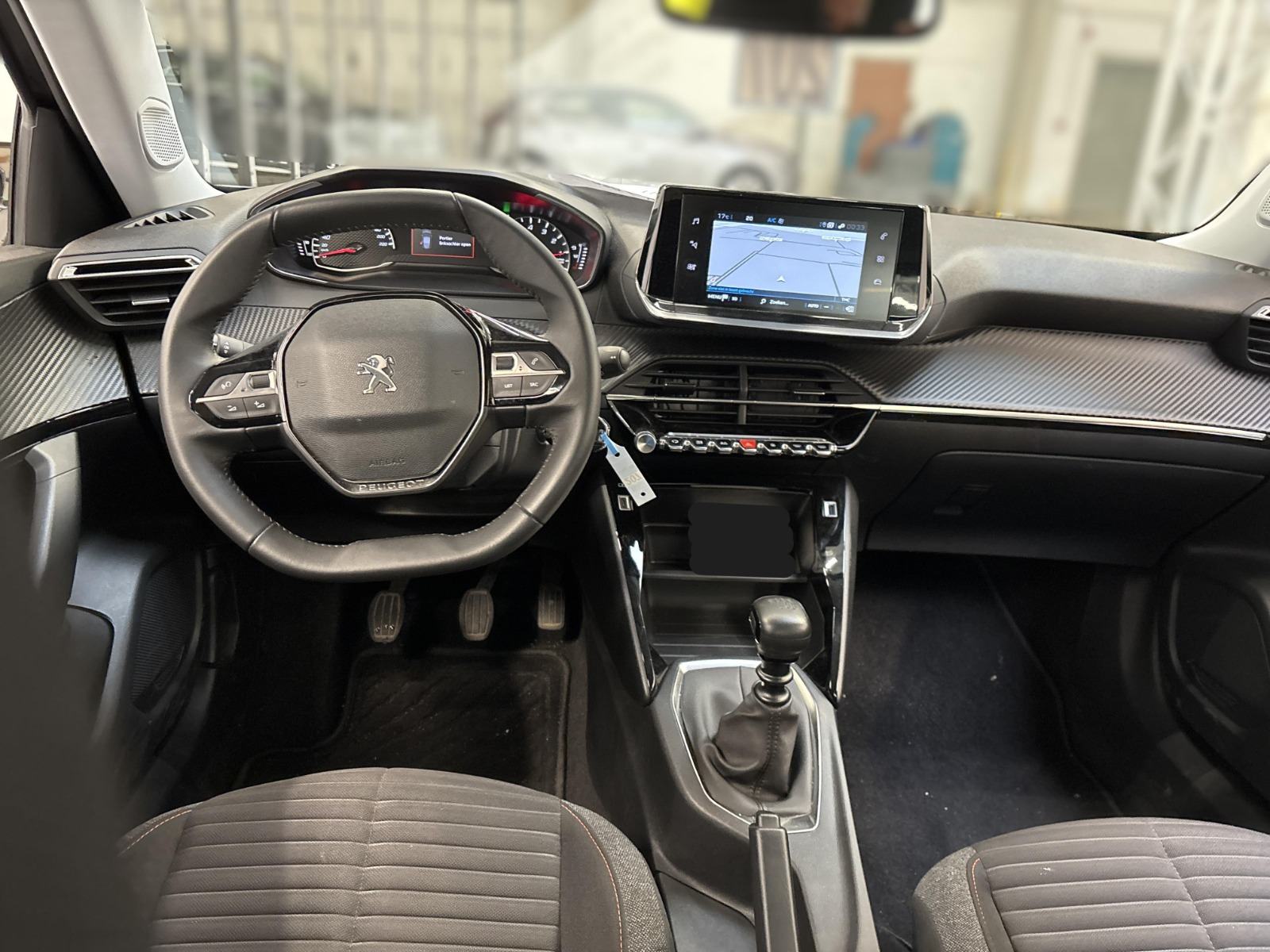 Peugeot 2008 1,2 ACTIVE | Led | Navi | LEASING, fotografija 6