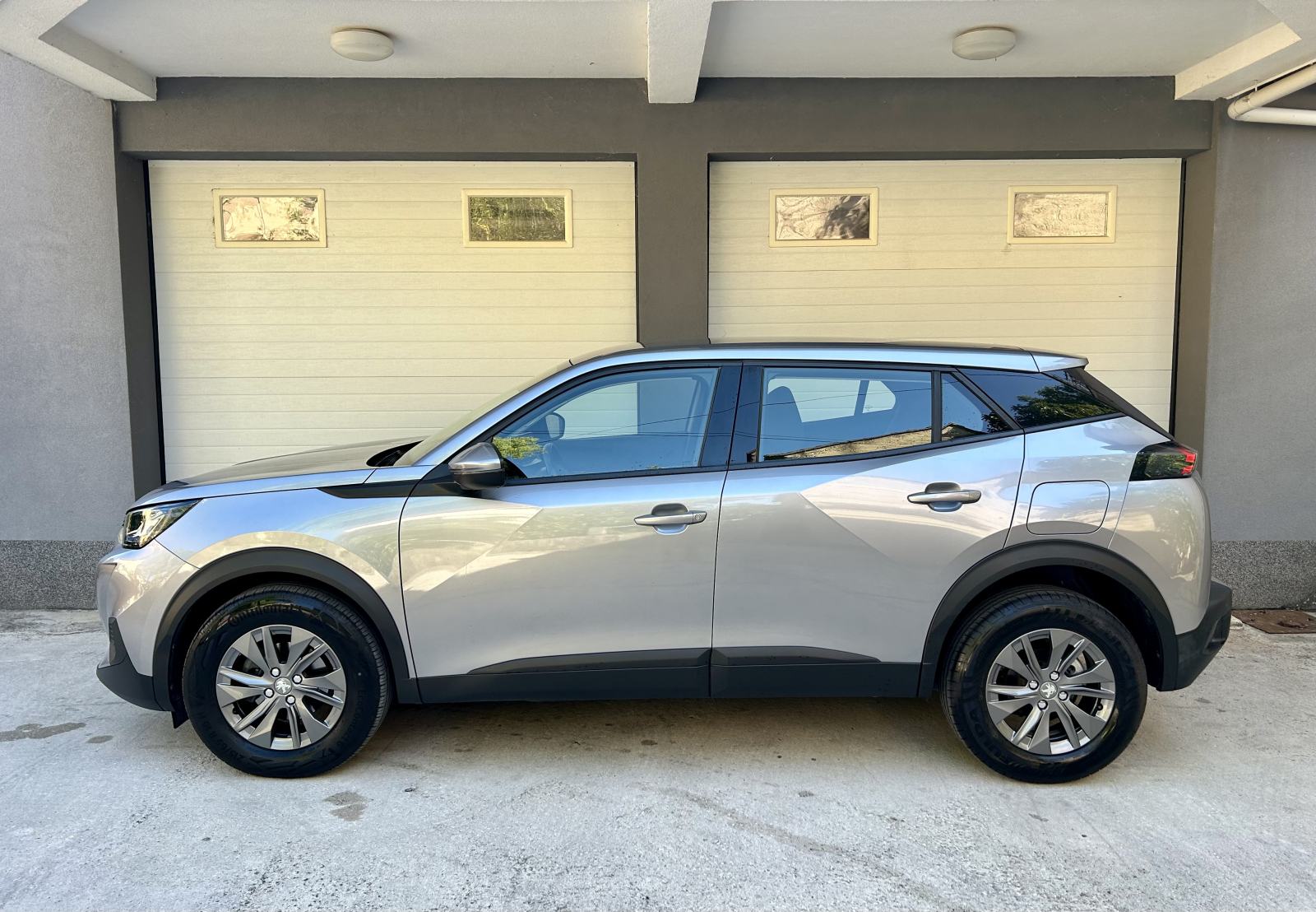 Peugeot 2008 1,2 ACTIVE | Led | Navi, fotografija 9
