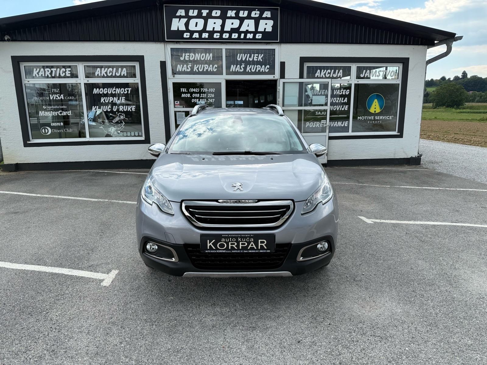 Peugeot 2008 1,2 PURETECH ALLURE, 81kw, SAMO 66.000km, VELIKI SERVIS, fotografija 2