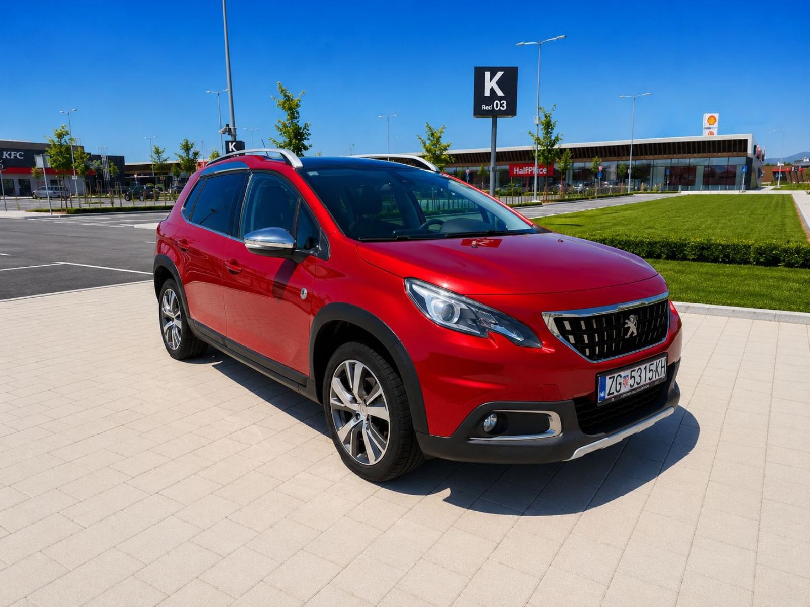 Peugeot 2008 1.2 ALLURE + - APSOLUTNA FULL OPREMA - JEDAN VOZAČ - TOP, fotografija 3