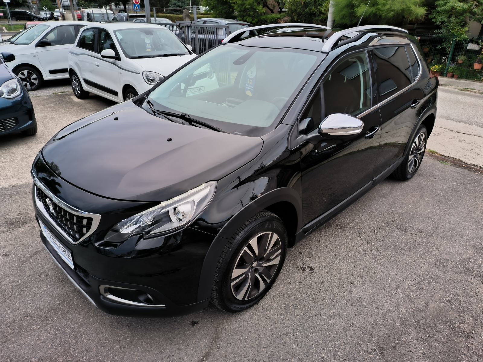 Peugeot 2008 1.2 110 ks,ALLURE, AUTOMATIK, SERVISNA, JAMSTVO, REG. 1 G, pogled izvana - slika 5