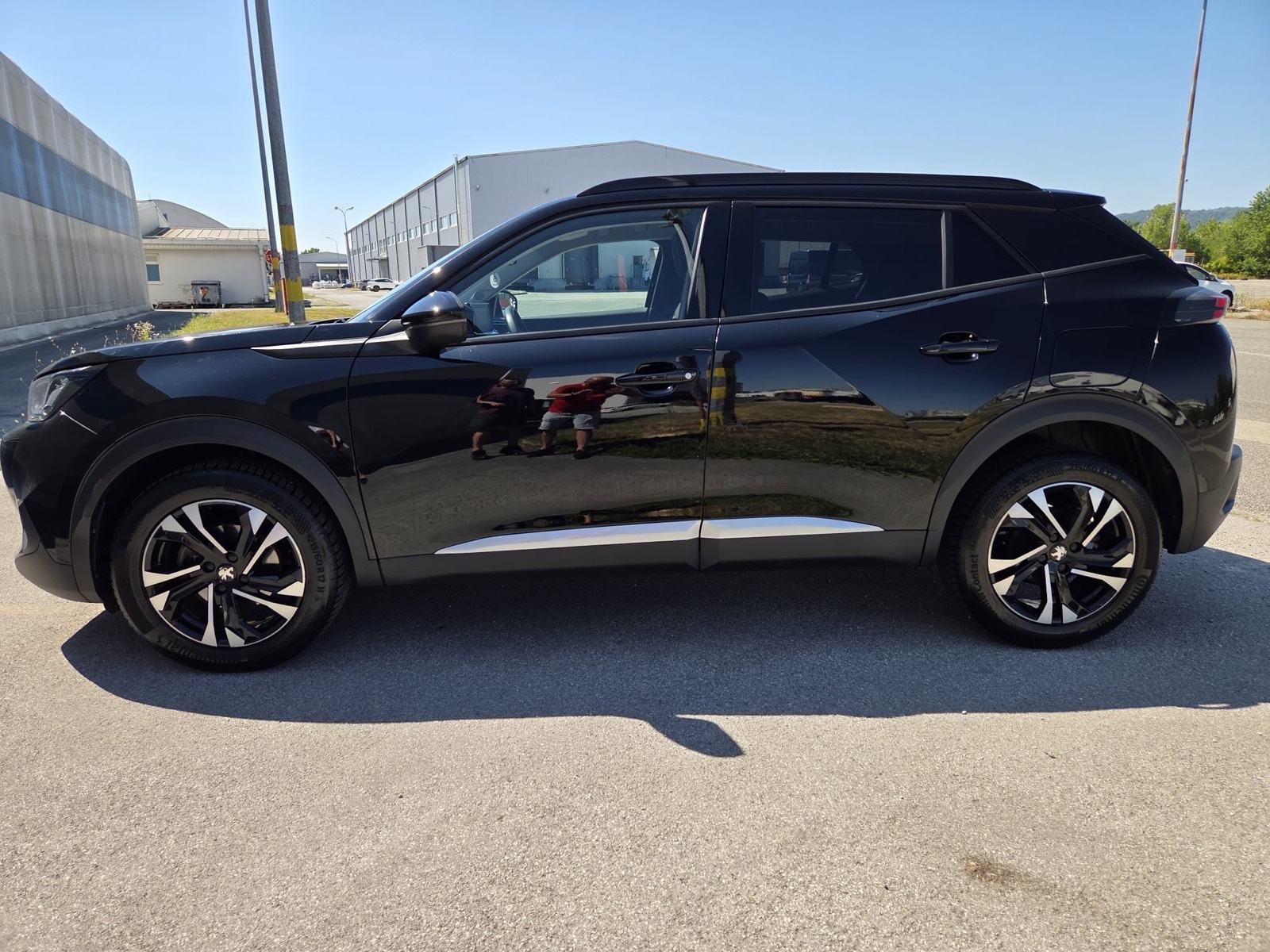 Peugeot 2008 1,2#Automatik#Allure#3d cocpit#Servisna#Jamstvo#u pdv-u, pogled izvana - slika 4