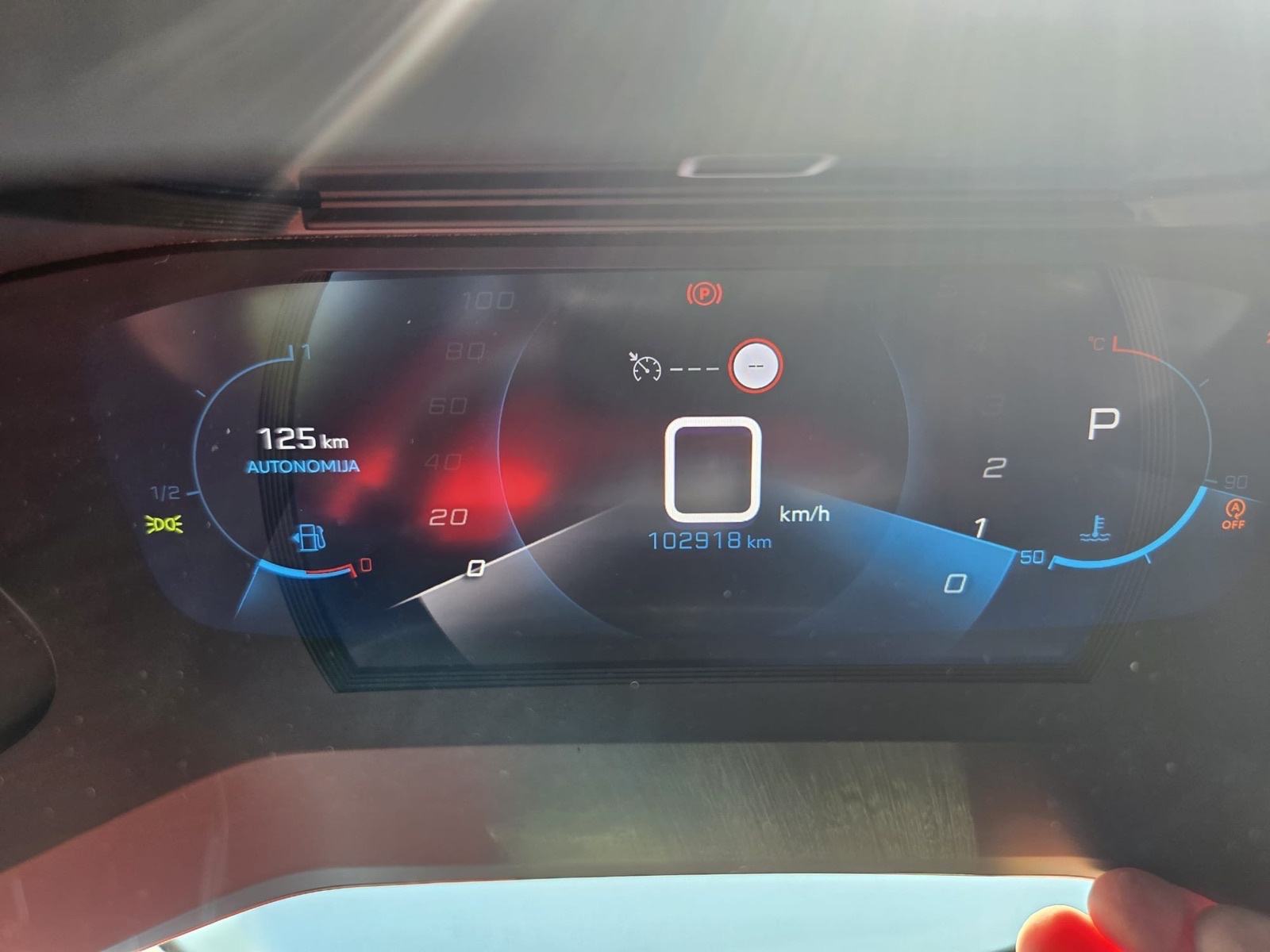 Peugeot 2008 1,2#Automatik#Allure#3d cocpit#Servisna#Jamstvo#u pdv-u, fotografija 11