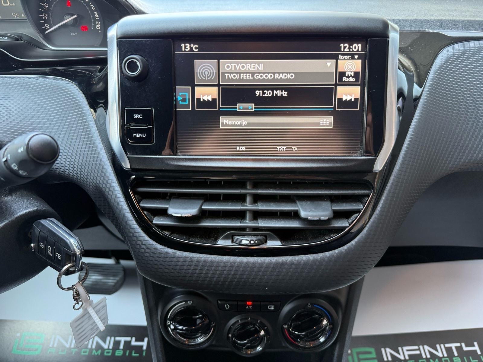 Peugeot 2008 1,2 AUTOMATIK, LEASING BEZ UČEŠĆA, MULTIMED, KLIMA, ALU, fotografija 14