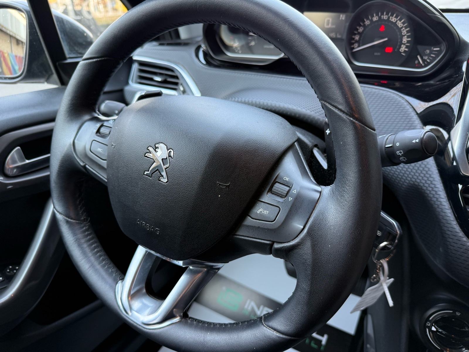 Peugeot 2008 1,2 AUTOMATIK, LEASING BEZ UČEŠĆA, MULTIMED, KLIMA, ALU, fotografija 18
