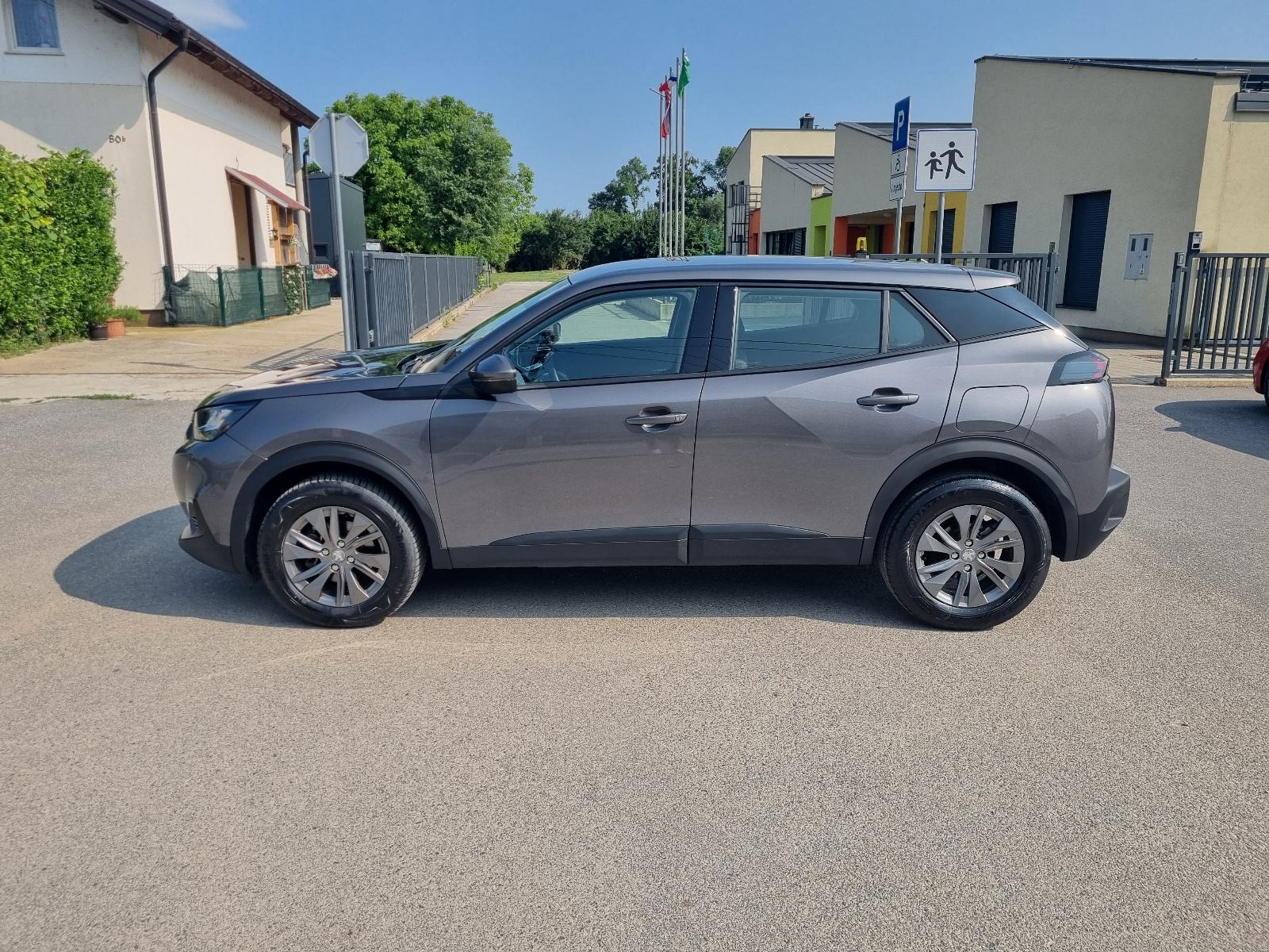 PEUGEOT 2008 1.2 **GODINU DANA REG.**, fotografija 6