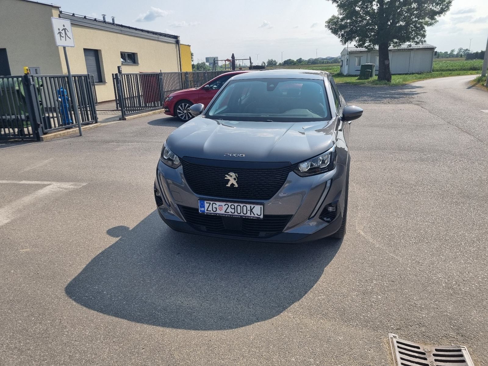 PEUGEOT 2008 1.2 **GODINU DANA REG.**, fotografija 5