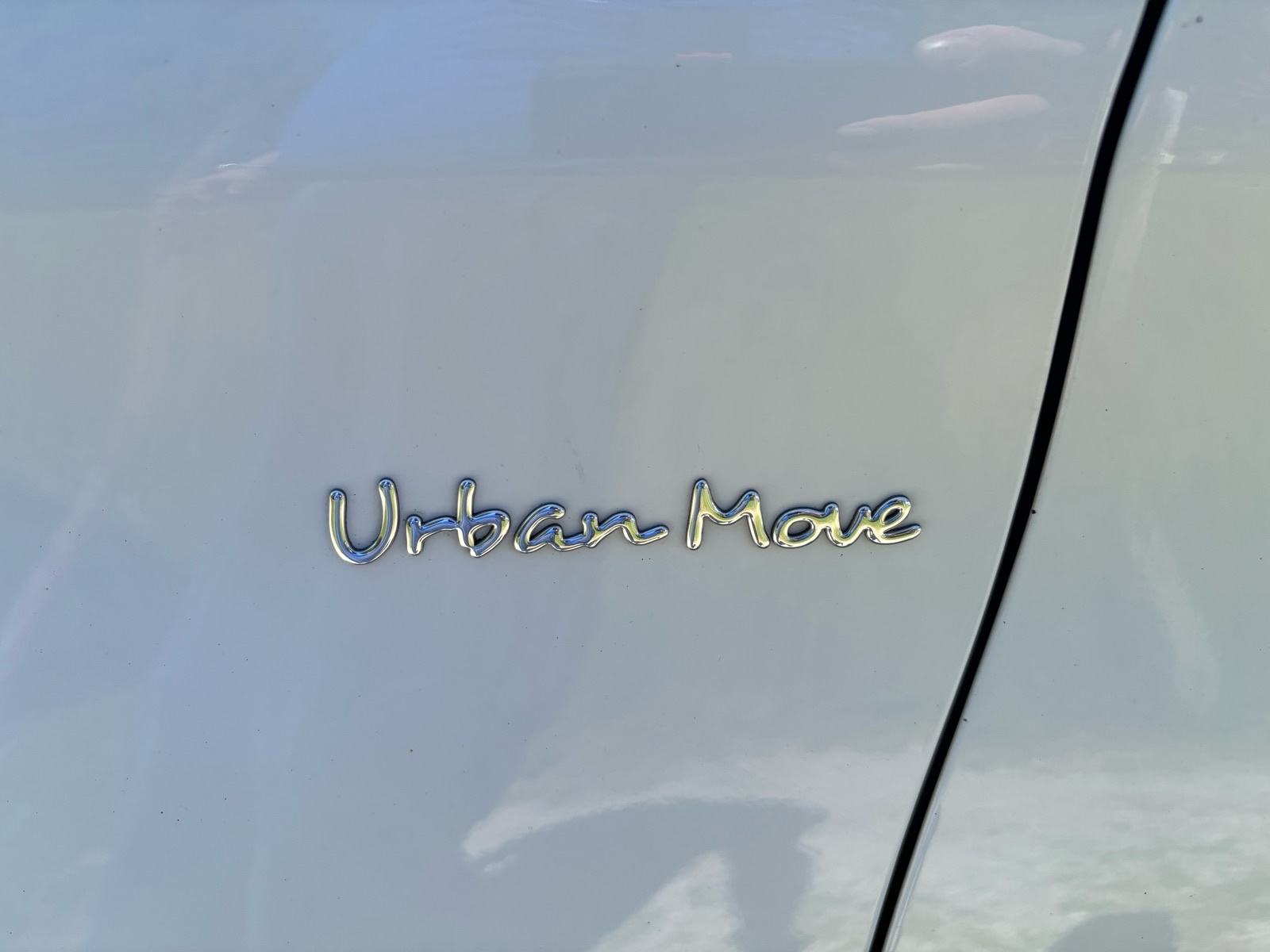Peugeot 2008 1,2 S&S-KLIMA-ALU-MFV-V+M SERVIS-NEMA 5%-TEMPOMAT-KARTICE, fotografija 11