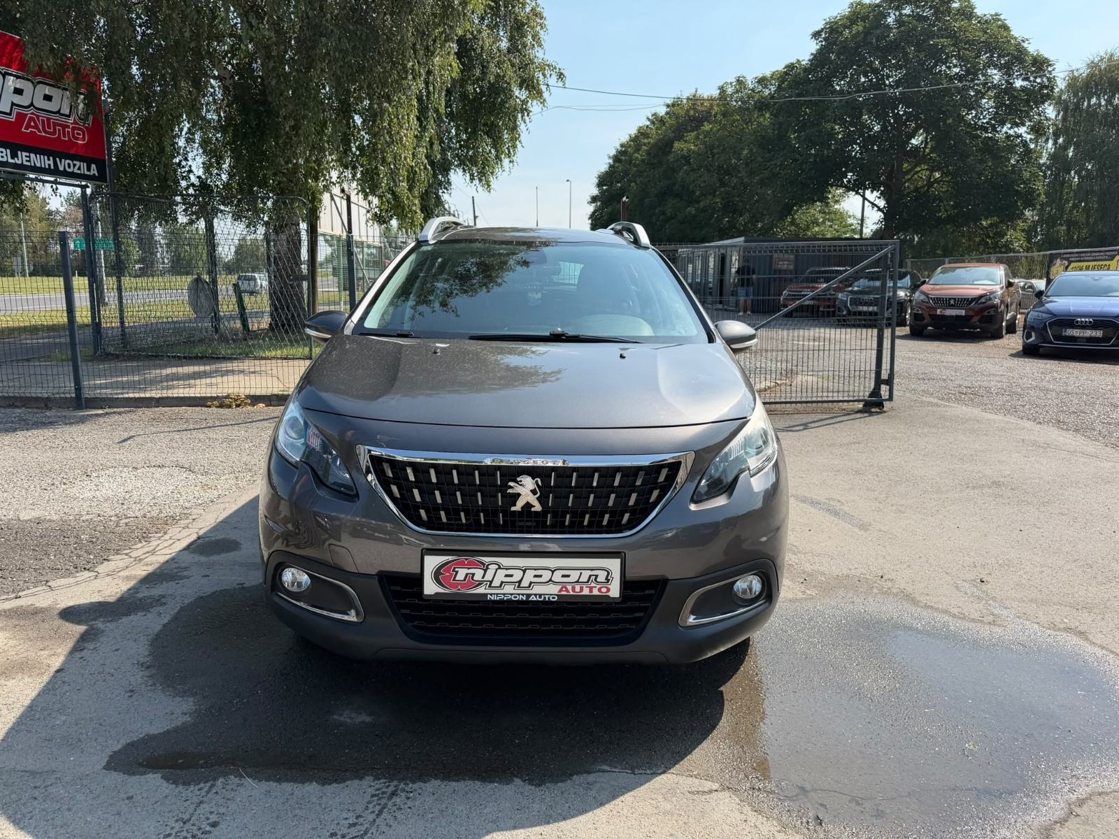 Peugeot 2008 1,2 - KLIMA - SERVISNA - 75.000KM - LEASING RATA: 160 €, fotografija 2