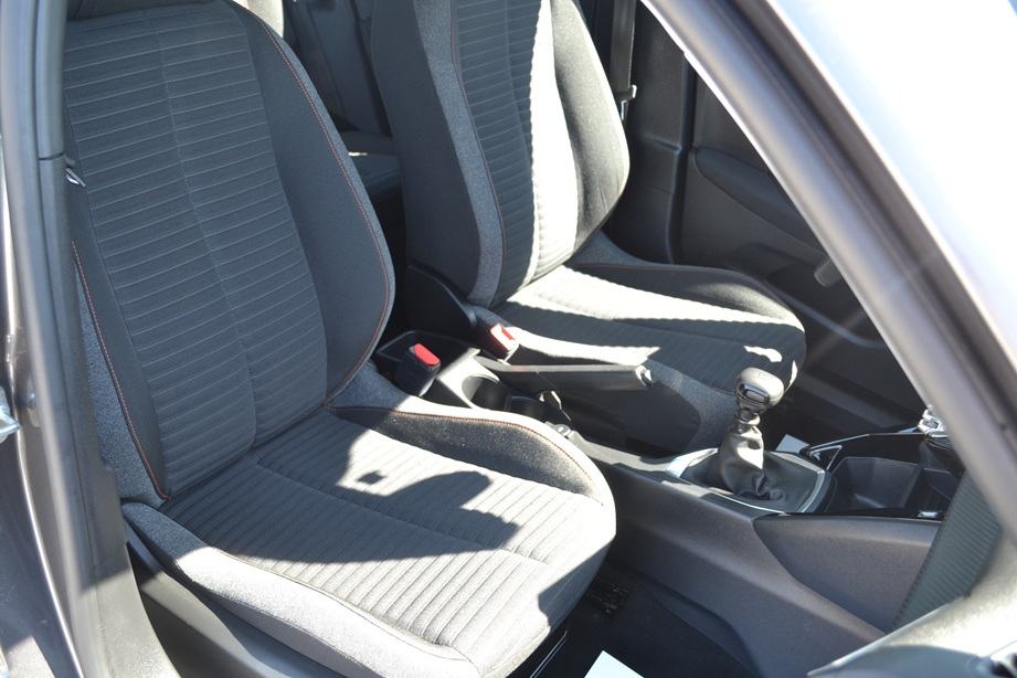 Peugeot 2008 1,2 *** LEASING BEZ UČEŠĆA *** RATA 189€ *** SERVISNA, fotografija 14