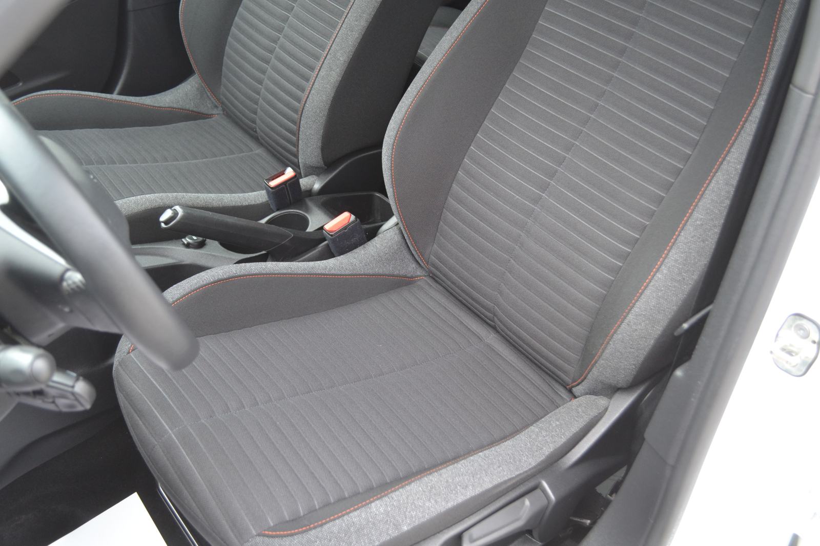 Peugeot 2008 1,2 *** LEASING BEZ UČEŠĆA *** rata 195€ *** SERVISNA, fotografija 9