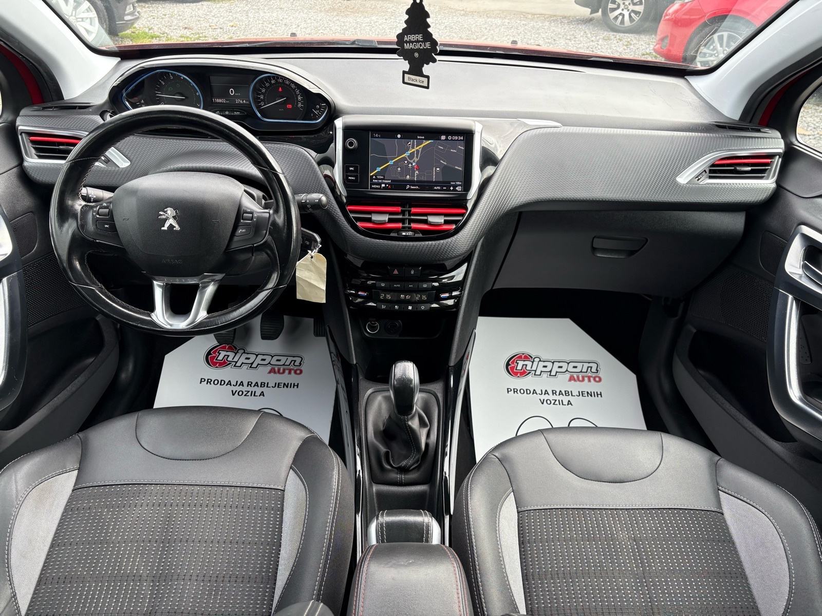 Peugeot 2008 1,2 NAVI - KLIMA - SERVIS - LEASING RATA 212 €, fotografija 12