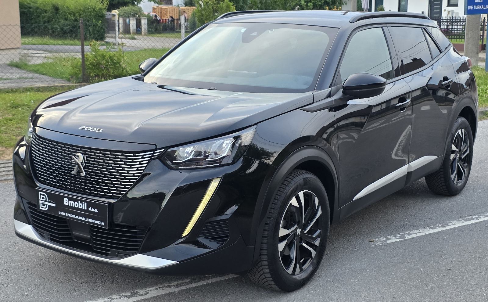 Peugeot 2008 1,2 PT, Allure,Virtual,Kam,LEASING BEZ UČEŠĆA,JAMSTVO, fotografija 1