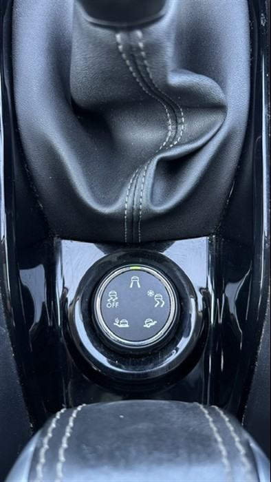 Peugeot 2008 1.2 110KS, Féline Titane, panorama, PDC, tempom, servisna, fotografija 14