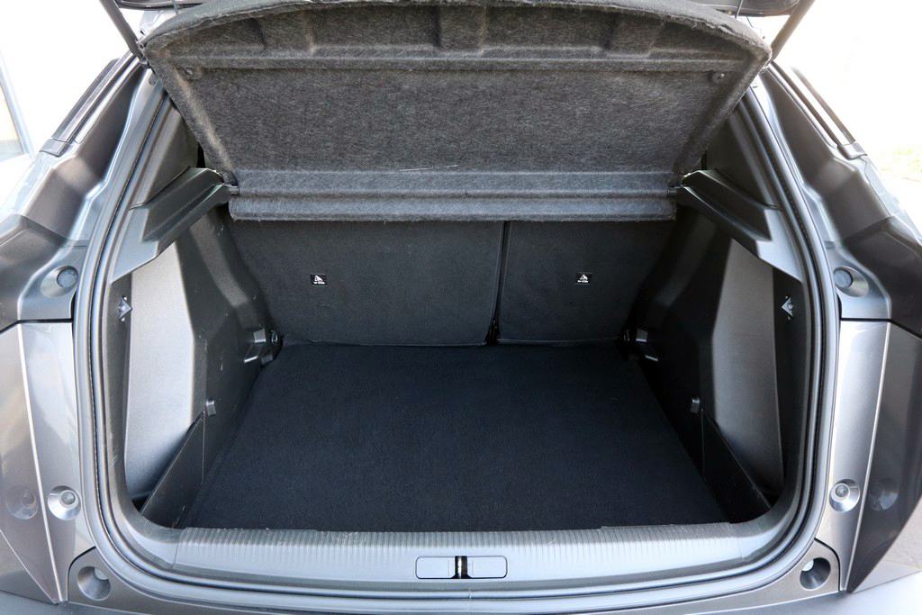 -AKCIJA- Peugeot 2008 1.2 PureTech Active Business -Full LED-, fotografija 11