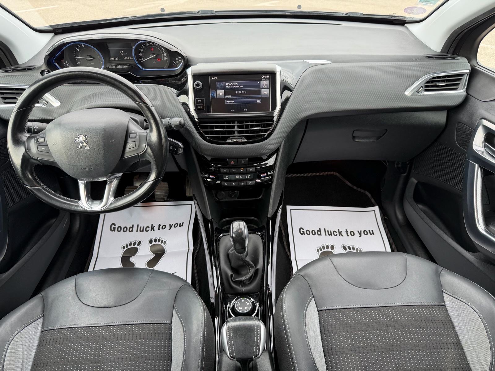 Peugeot 2008 1.2 PureTech ALLURE-JAMSTVO-LED-NAVI-PDC, fotografija 12