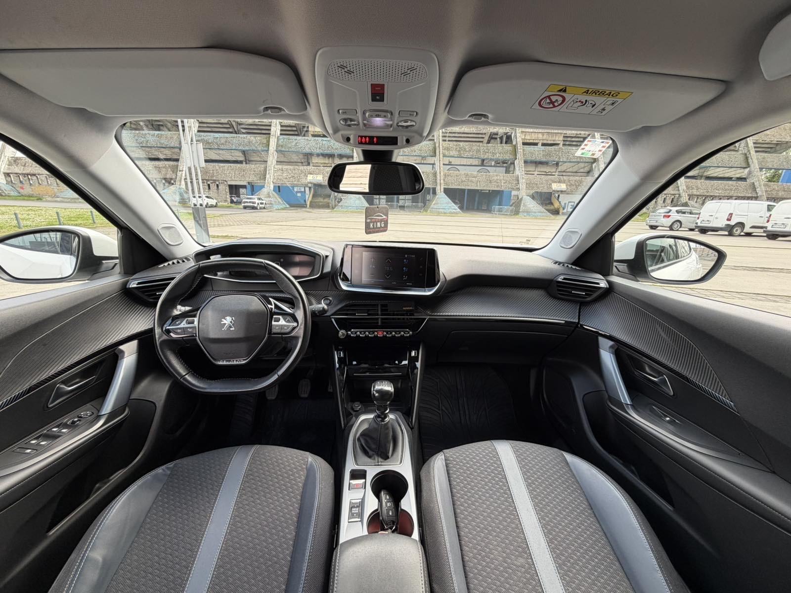 Peugeot 2008 1,2 PureTech** ALLURE **LED** ACC** KOŽA** NAVI**, fotografija 11