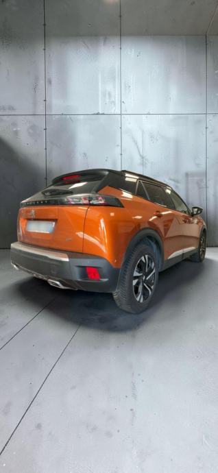 Peugeot 2008 1,2 PureTech LEASING BEZ UČEŠĆA I BEZ JAMACA, fotografija 3