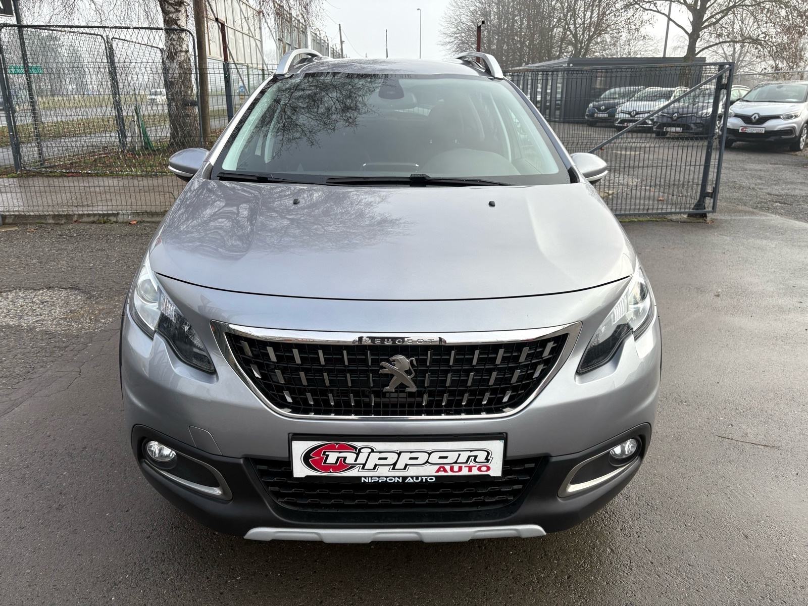 Peugeot 2008 1,2 PureTech NAVI - KLIMA - LEASING RATA 181 €, fotografija 2