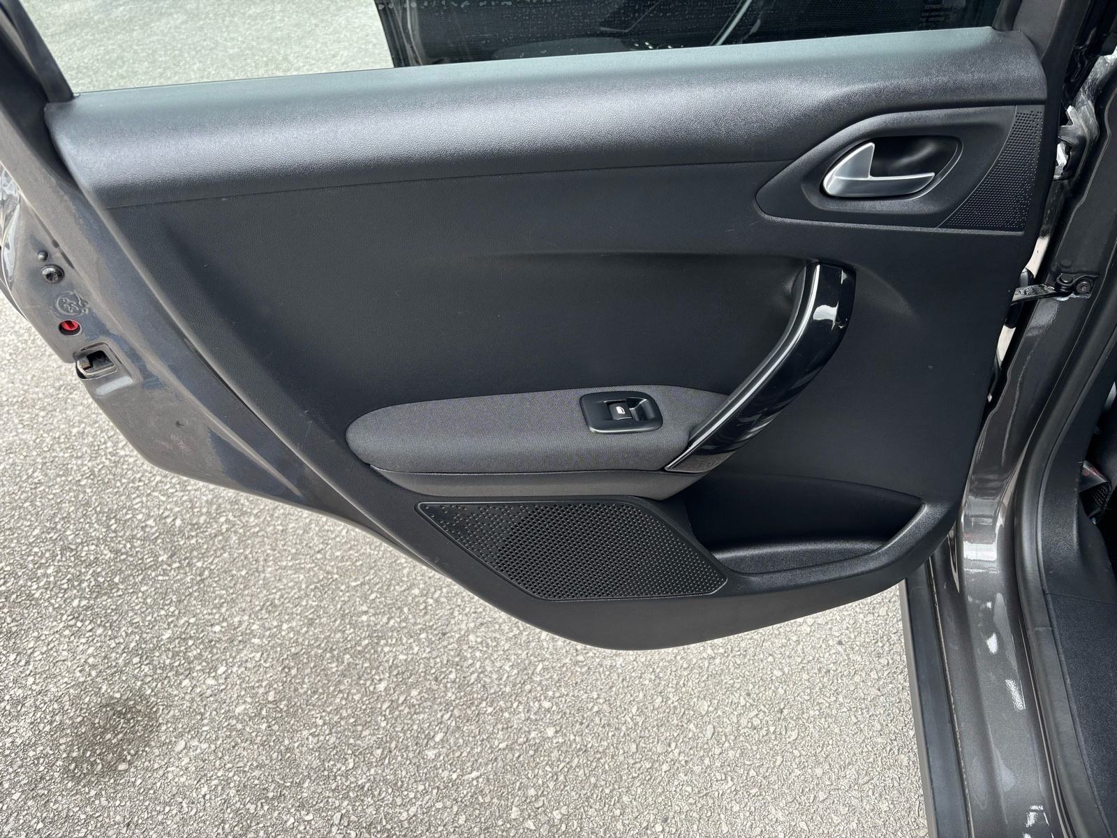 Peugeot 2008 //64 tkm //--AKCIJA !, fotografija 12
